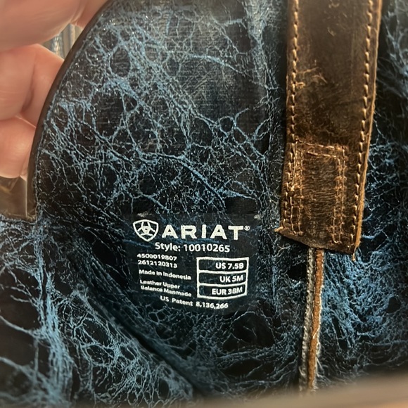 Ariat leather cowboy boots - Picture 4 of 6